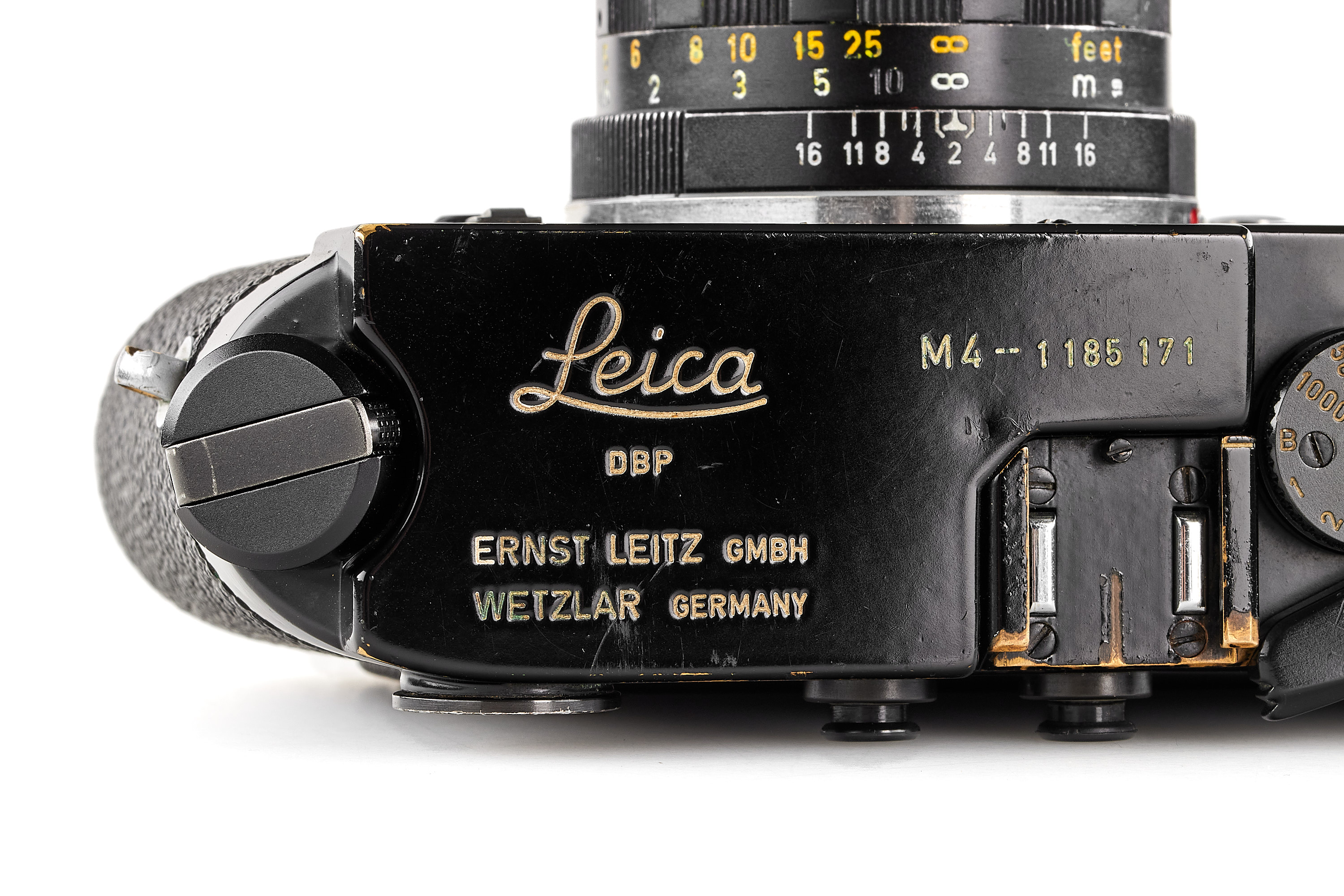 Leica M4 black paint with Summicron 2/50mm