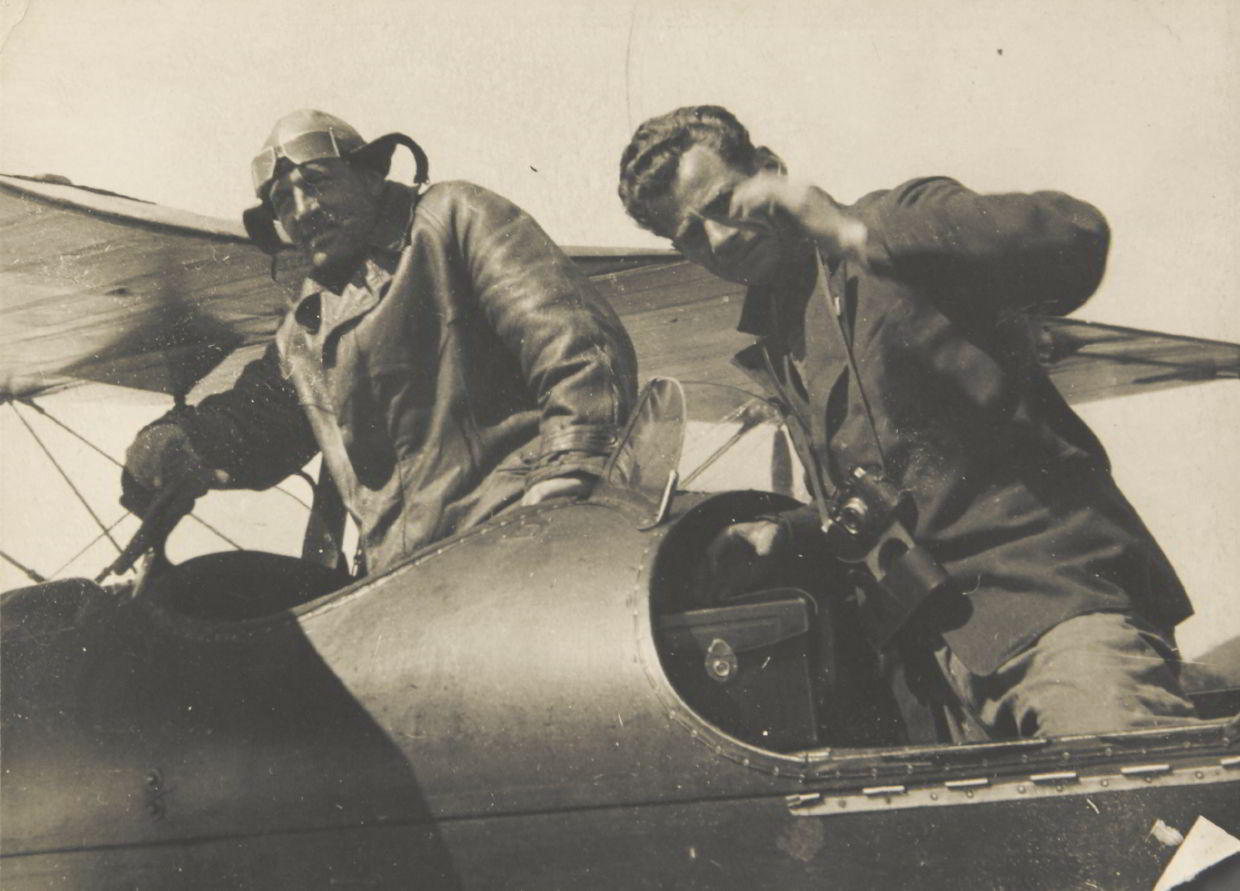 ANONYMOUS PHOTOGRAPHER Max Alpert, USSR c. 1940 ANONYMOUS PHOTOGRAPHER Max Alpert, USSR c. 1940