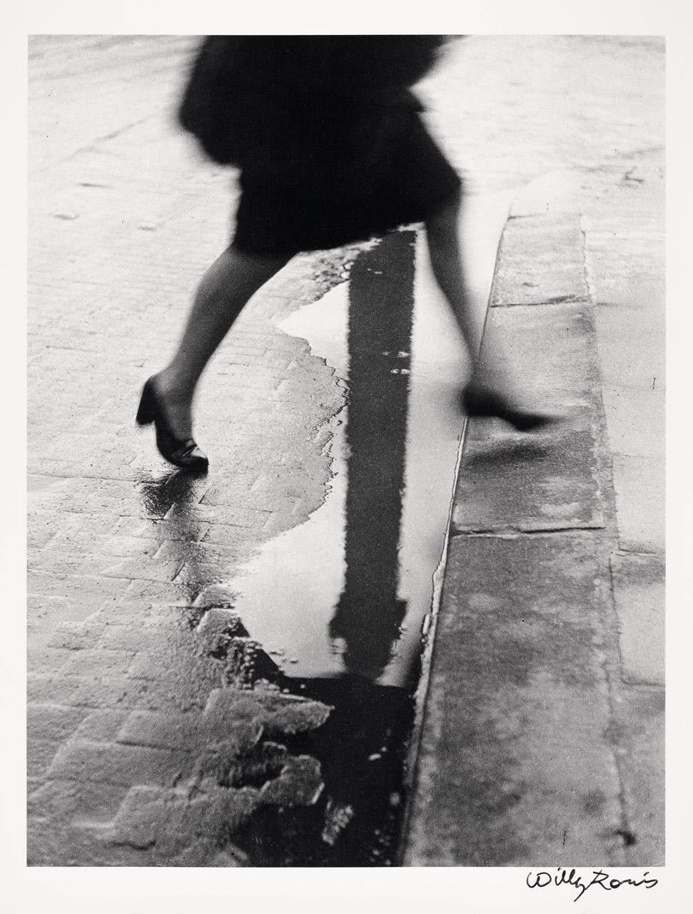 WILLY RONIS (1910–2009) 'Place Vendôme', Paris 1947