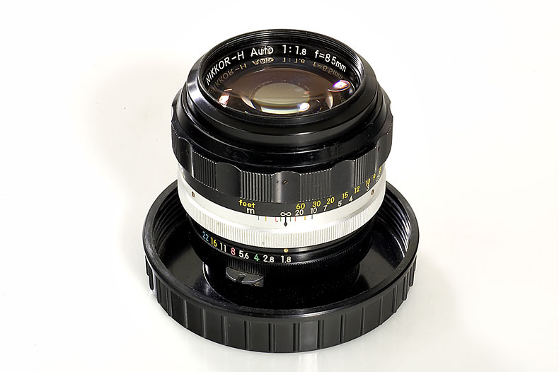 Nikon  Nikkor-H  1.8/85mm Nikon  Nikkor-H  1.8/85mm