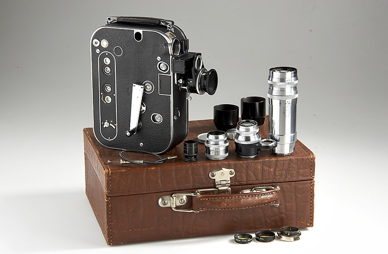 Zeiss Ikon  Movikon 16 outfit