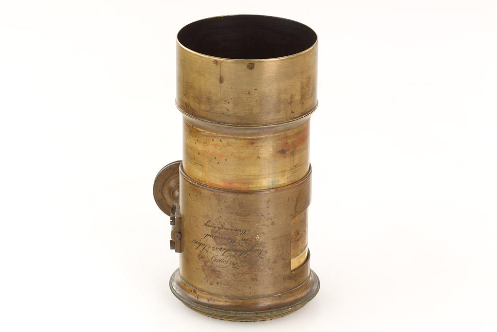 Voigtländer Petzval Lens