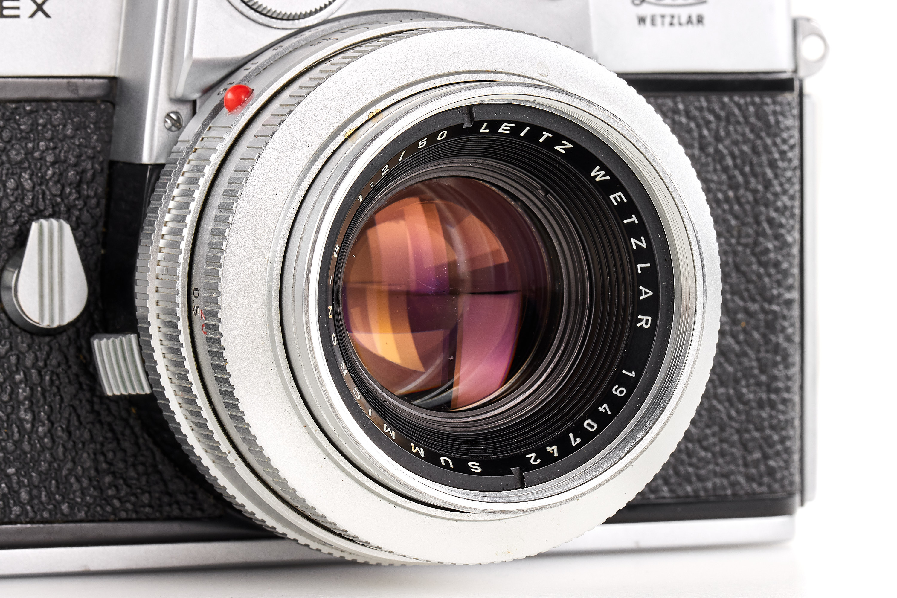 Leicaflex chrome with Summicron-R 2/50mm chrome