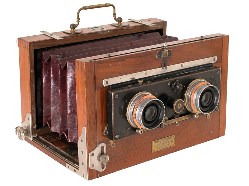 Bellieni, France  Stereo Field camera Bellieni, France  Stereo Field camera