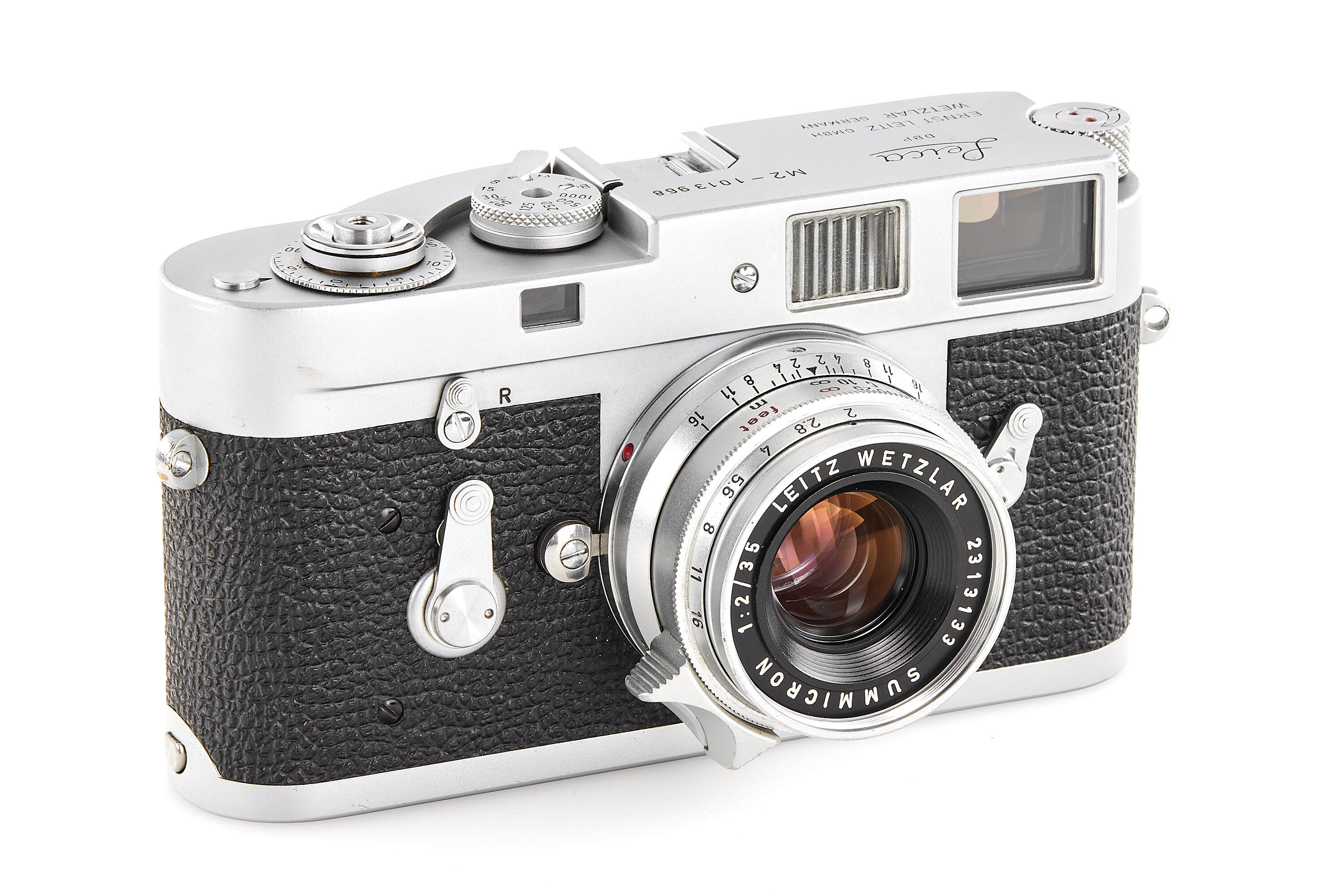 Leica M2 chrome with Summicron 2/35mm 8-element