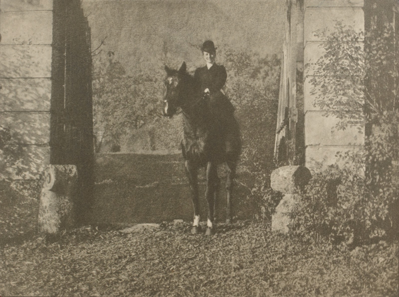 Riding woman, Heinrich Kühn (1866-1944)