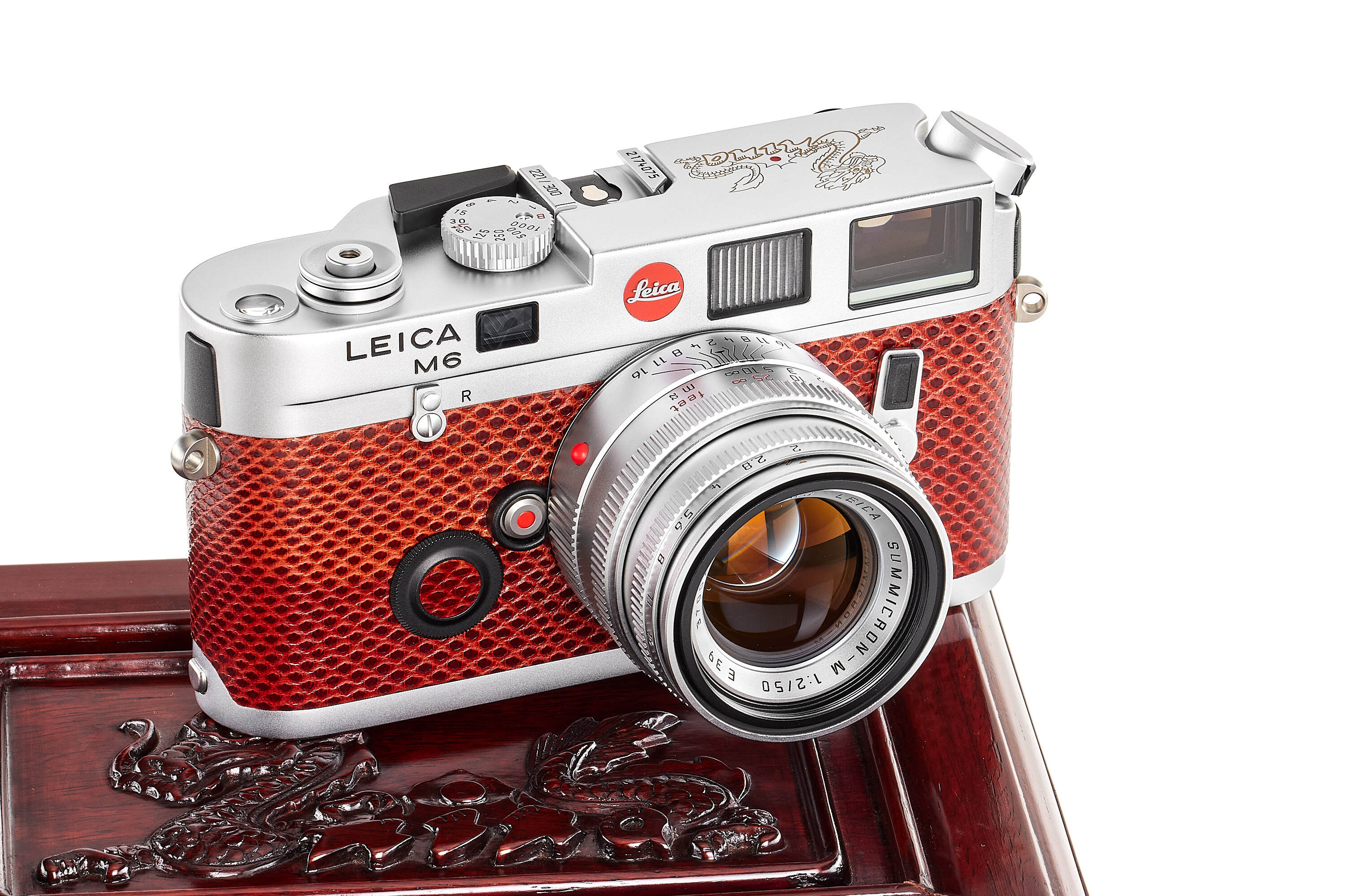 Leica M6 Golden Dragon edition * Leica M6 Golden Dragon edition *