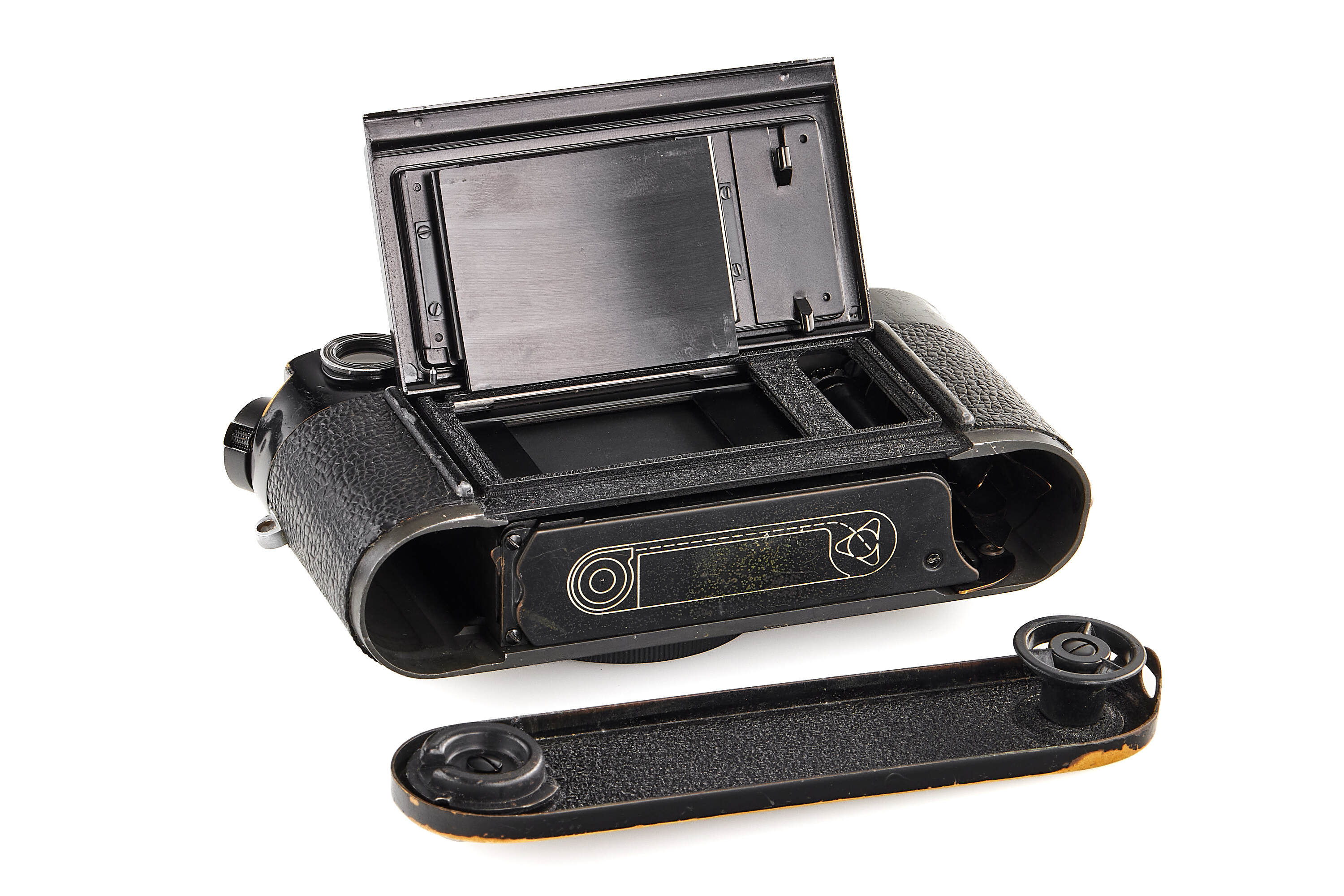 Leica M4 black paint