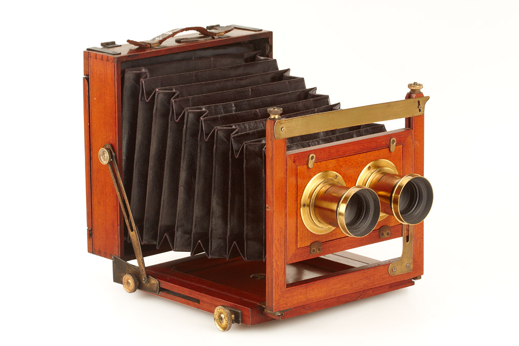 British Folding Stereo Camera (Perkenson & Rayments)