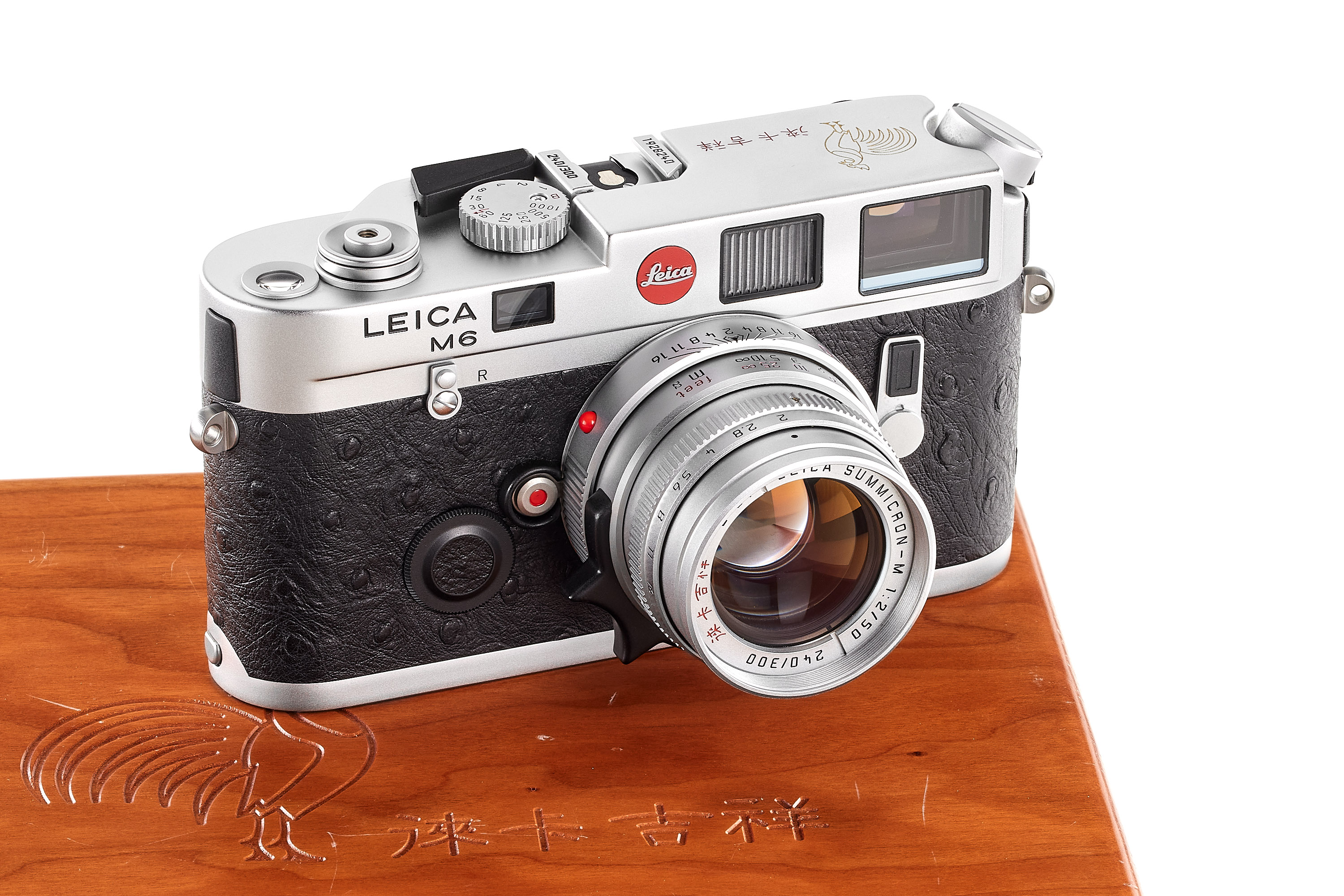 Leica M6 chrome 'Year of the Rooster'