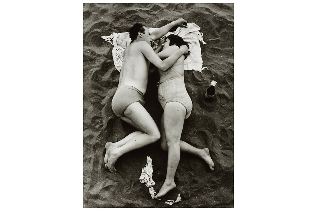 "Love in Ostia", Herbert List (1903 - 1975)