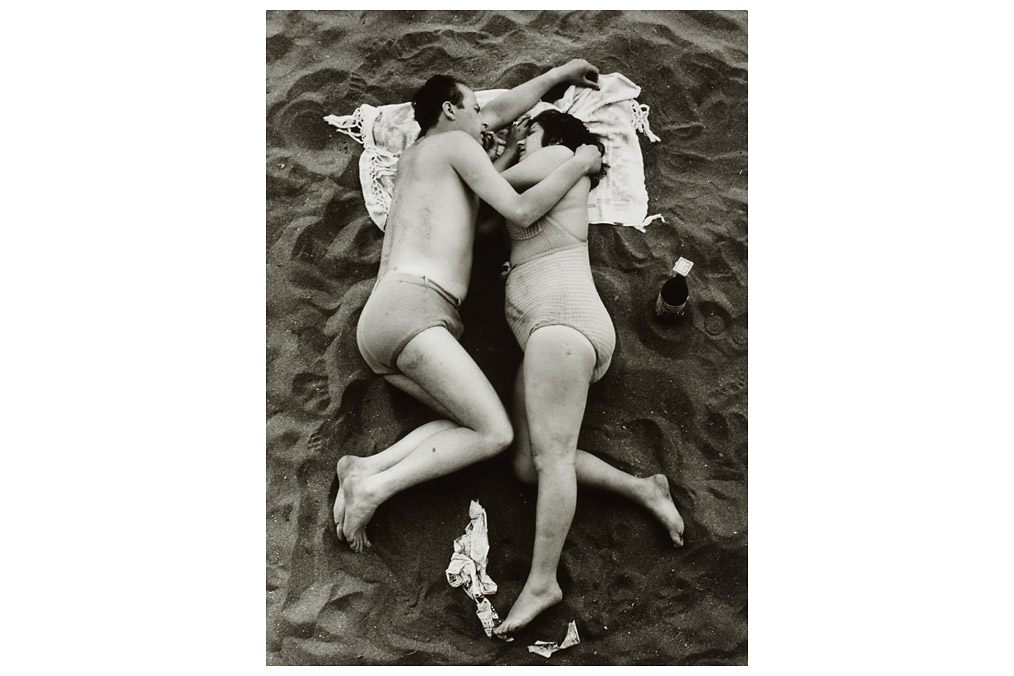 "Love in Ostia", Herbert List (1903 - 1975)