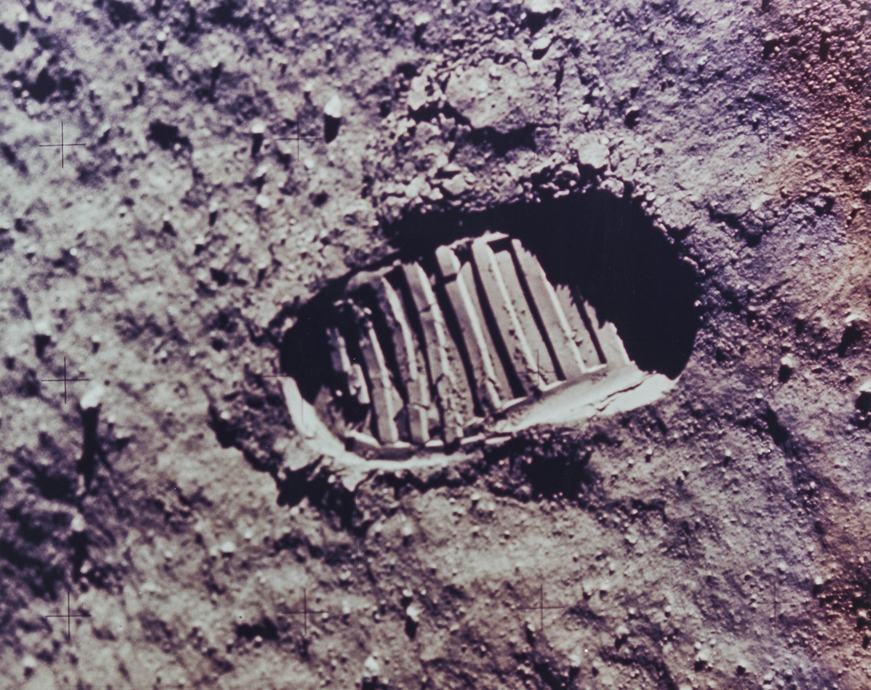 NASA APOLLO 11 - First footstep on the moon, July 21st 1969