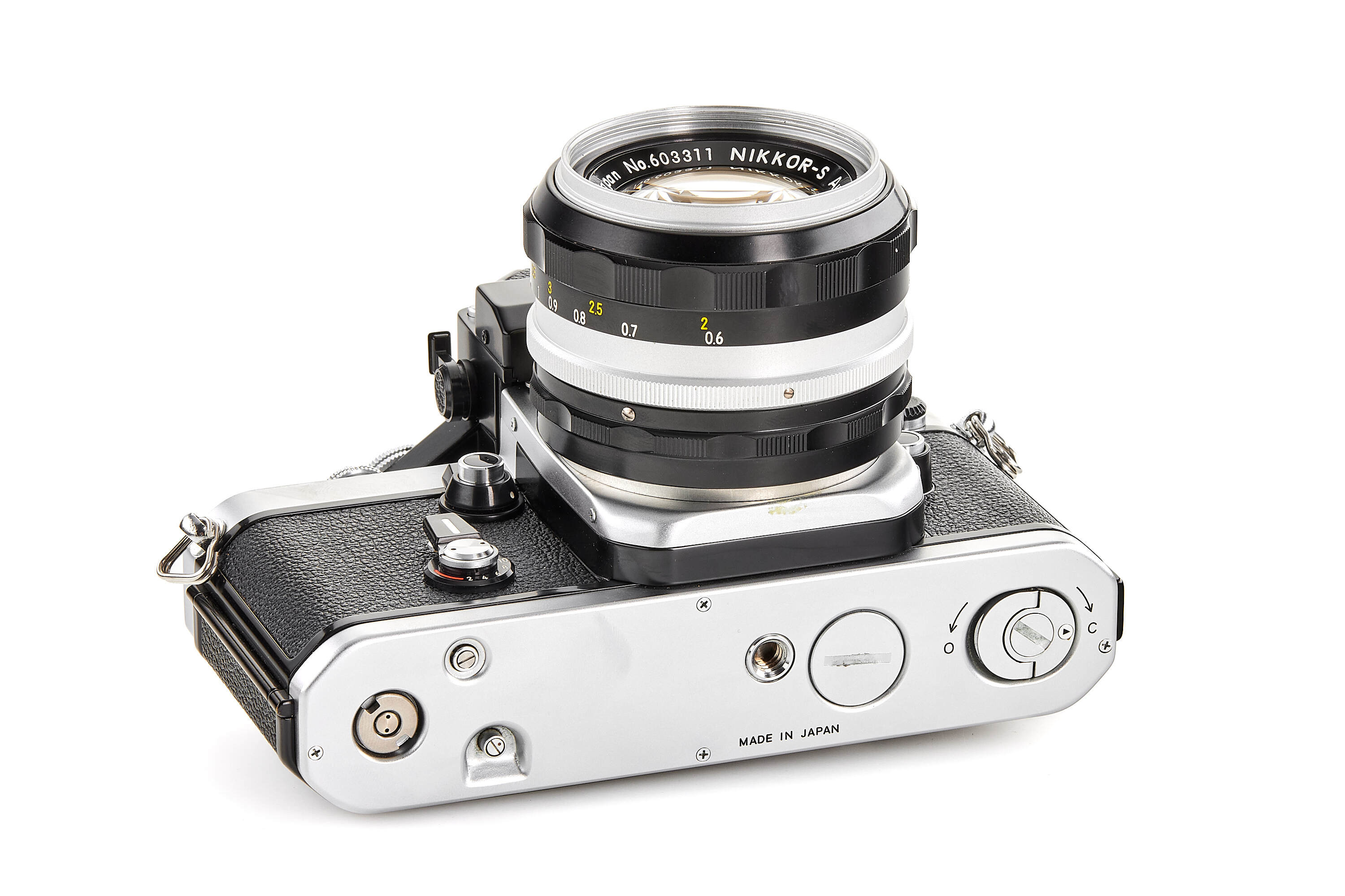 Nikon F2 Photomic chrome with Nikkor 1.4/50mm