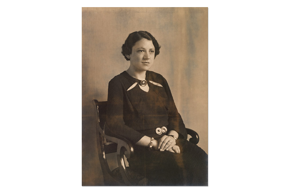 August Sander (1876-1964), Damenporträt / Portrait of a women