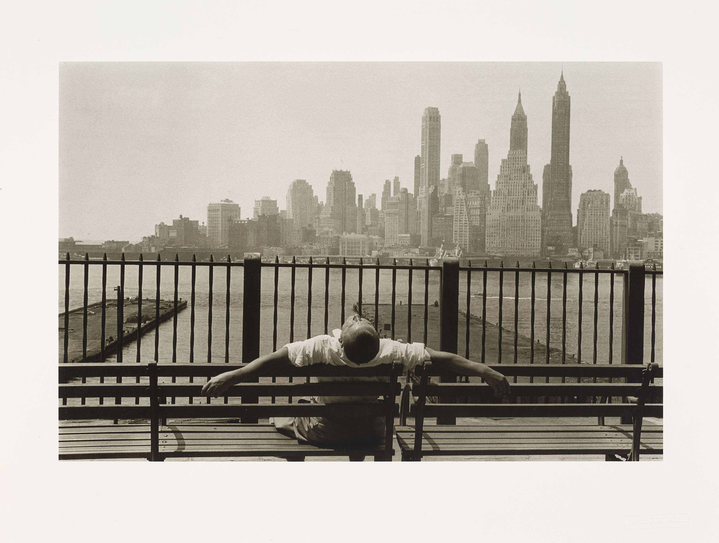 LOUIS STETTNER (1922–2016) - Brooklyn Promenade, New York 1954