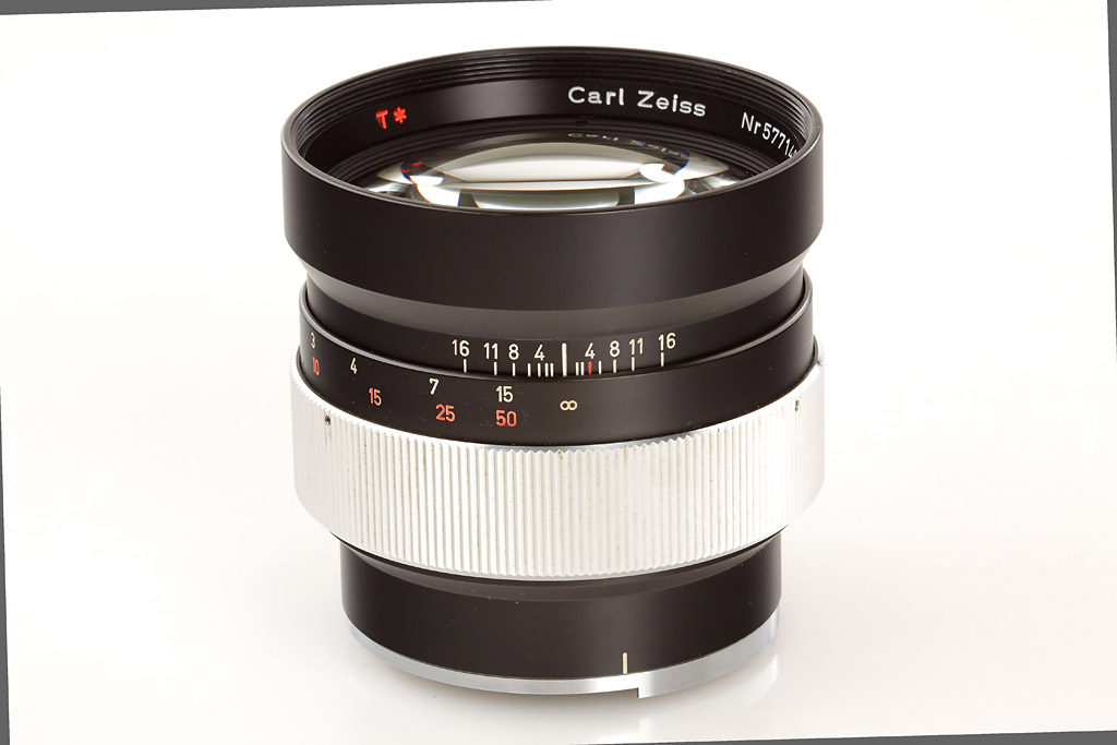 Carl Zeiss Planar 1.4/85mm T*