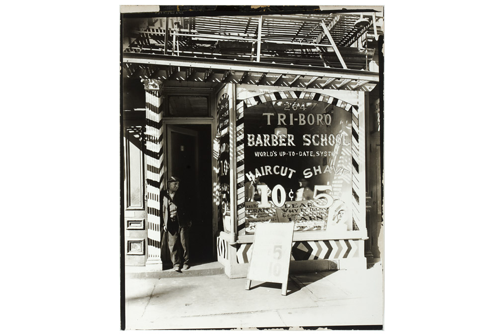 "Tri-Boro Barber School, 264 Bowery", Berenice Abbott (1898 - 1991)