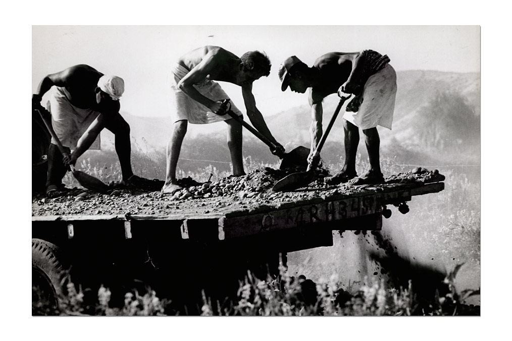 Sergio Larrain (*1931), Arbeiter im Sudan / Workers in the Sudan