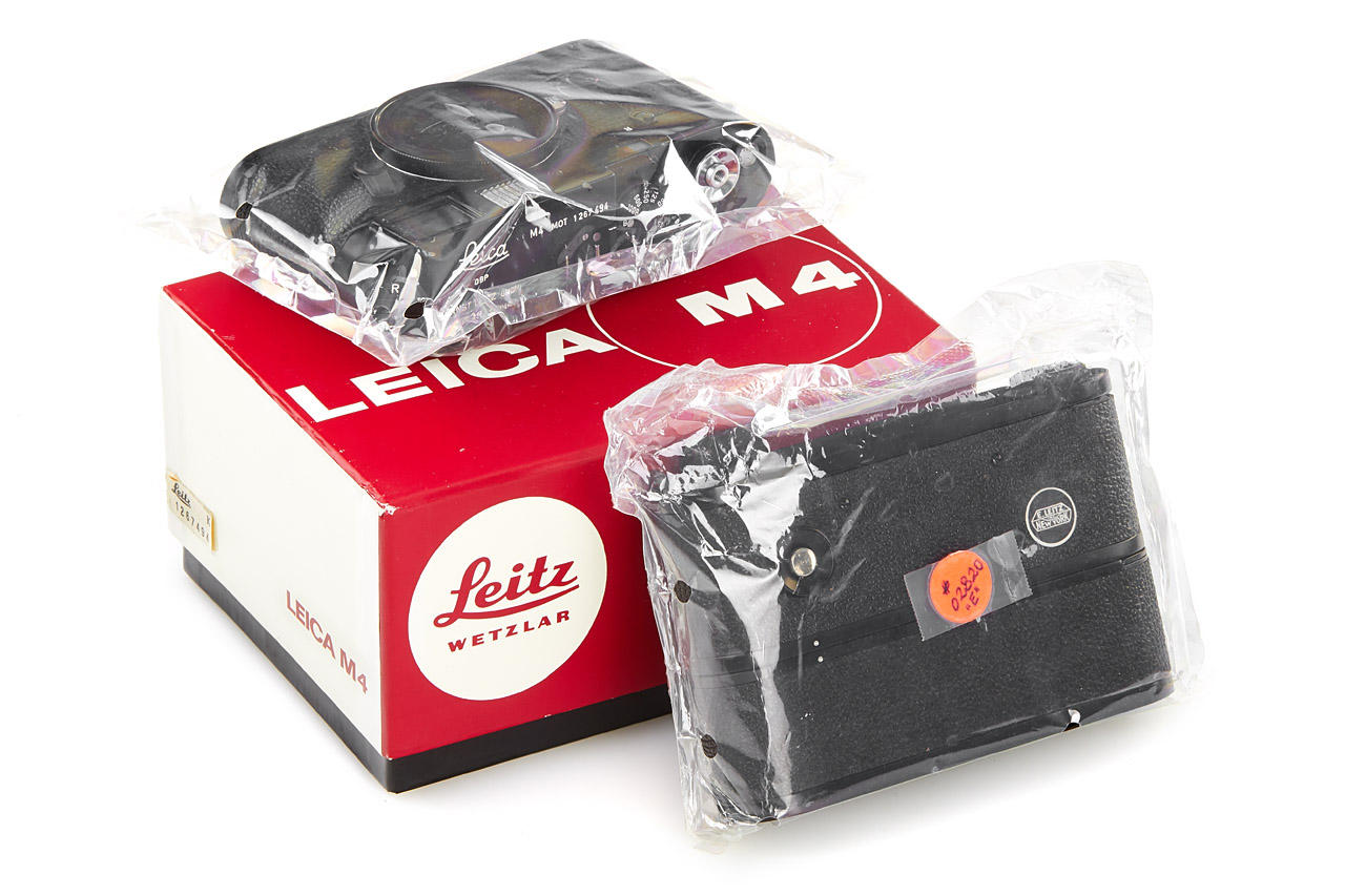 Leica M4 MOT black paint + NY Motor Drive *