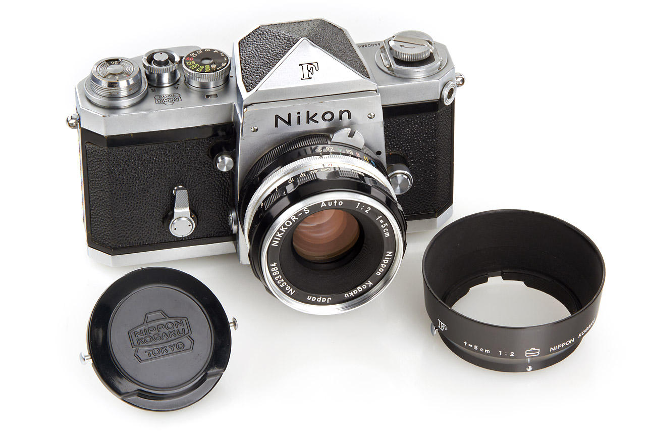 Nikon F Eyelevel chrome