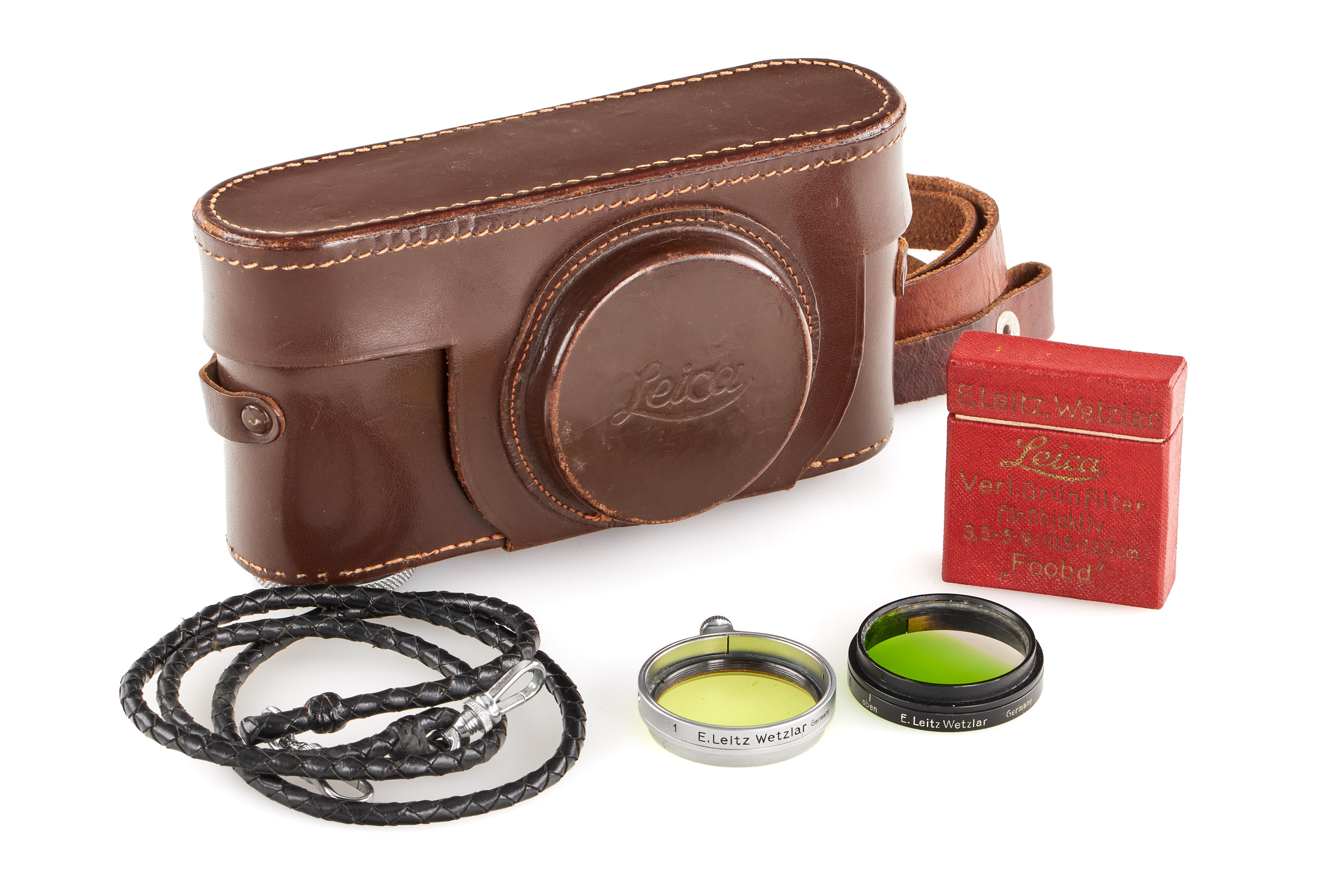 Leica IIIc chrome red curtain