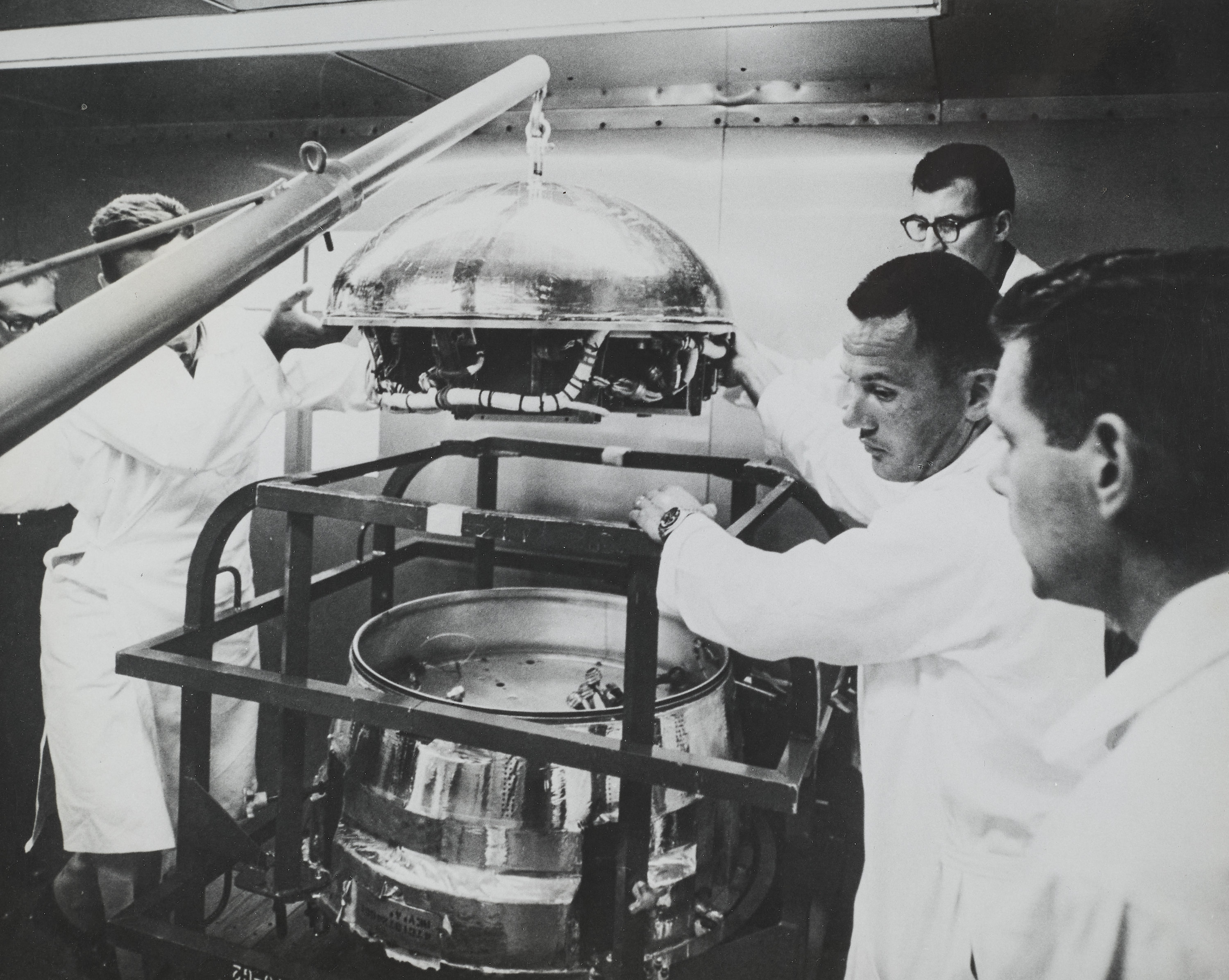 NASA - Set of 17 photographs, USA 1961- 1967