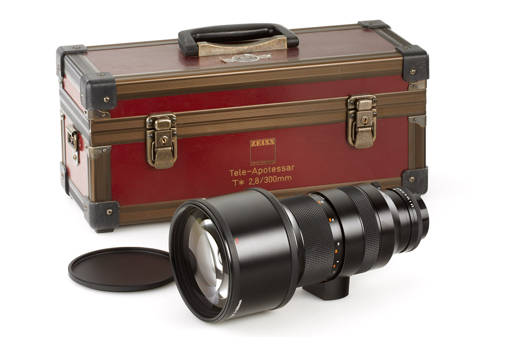 Carl Zeiss  Tele-Apotessar 2,8/300mm T*