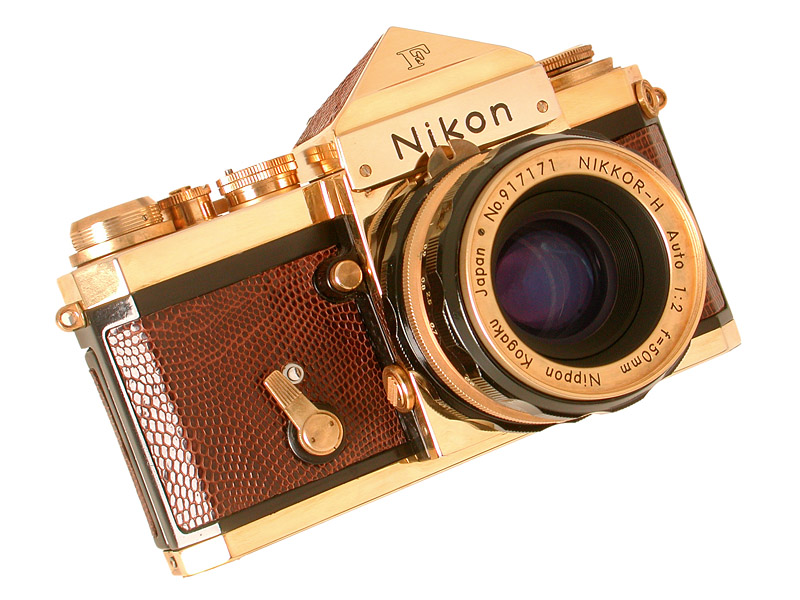 NIKON F + 2/50 VERGOLDET