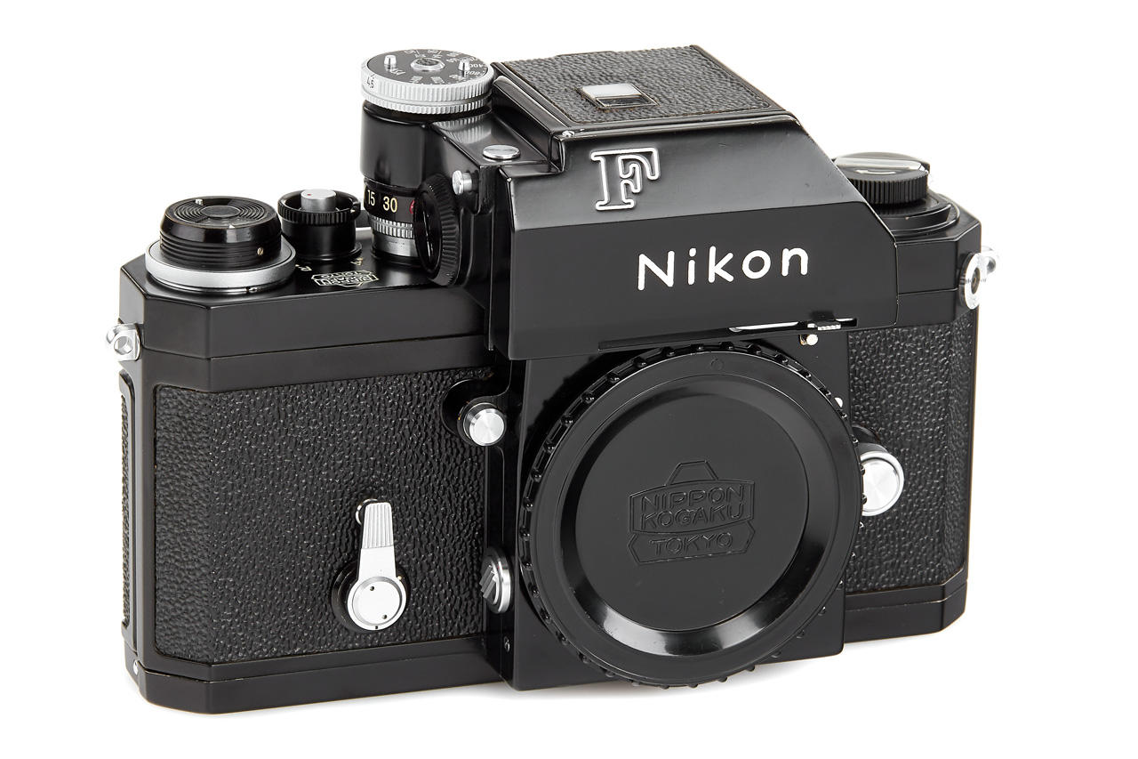 Nikon F Photomic black 'Red Dot' *