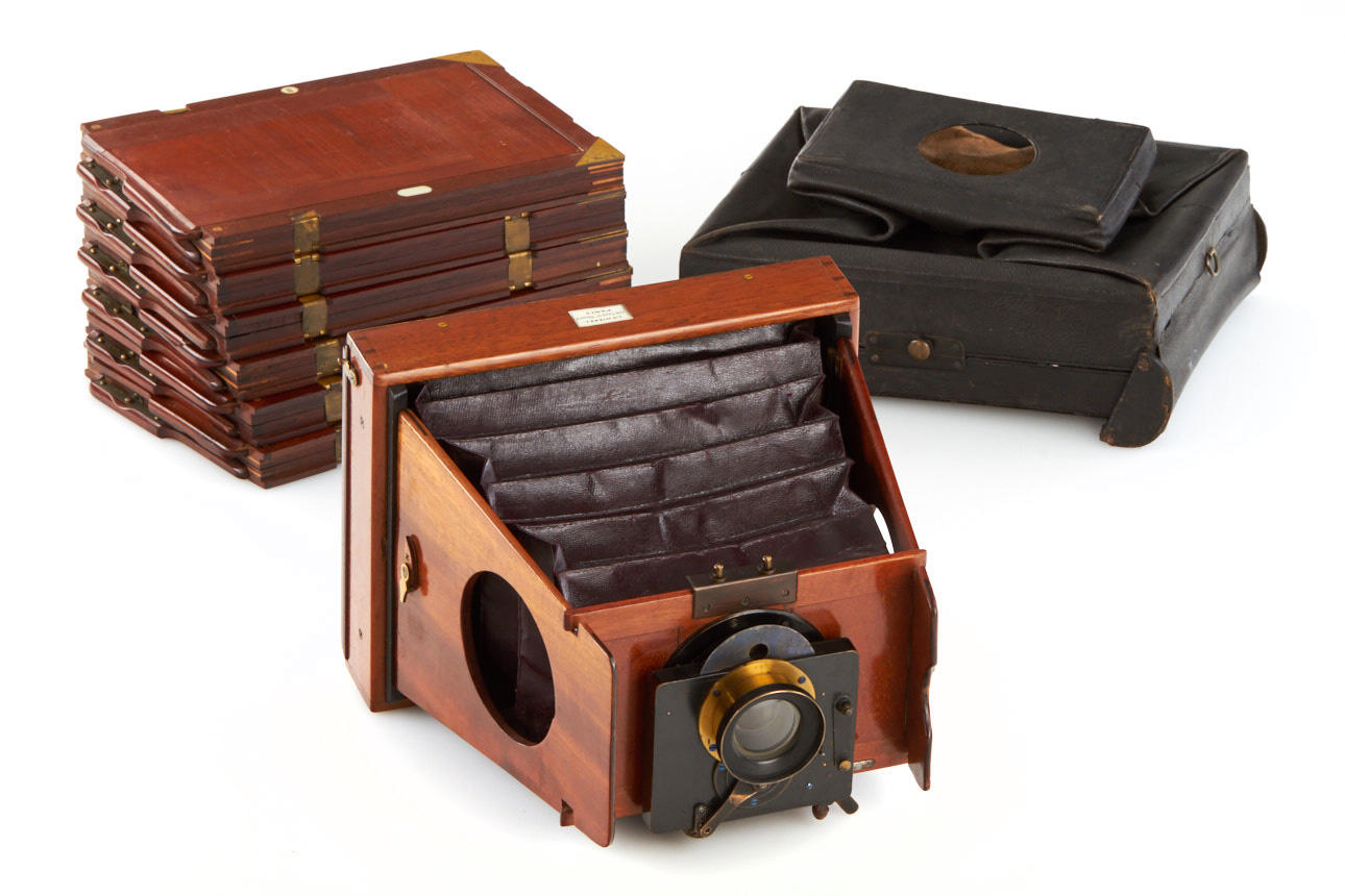 Ch. Hiekel, France  Detective Camera