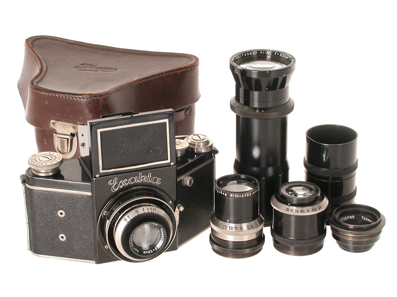 Exakta  B  Typ 4 outfit