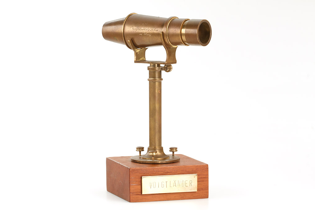 Voigtländer  Daguerrotype Camera Replica