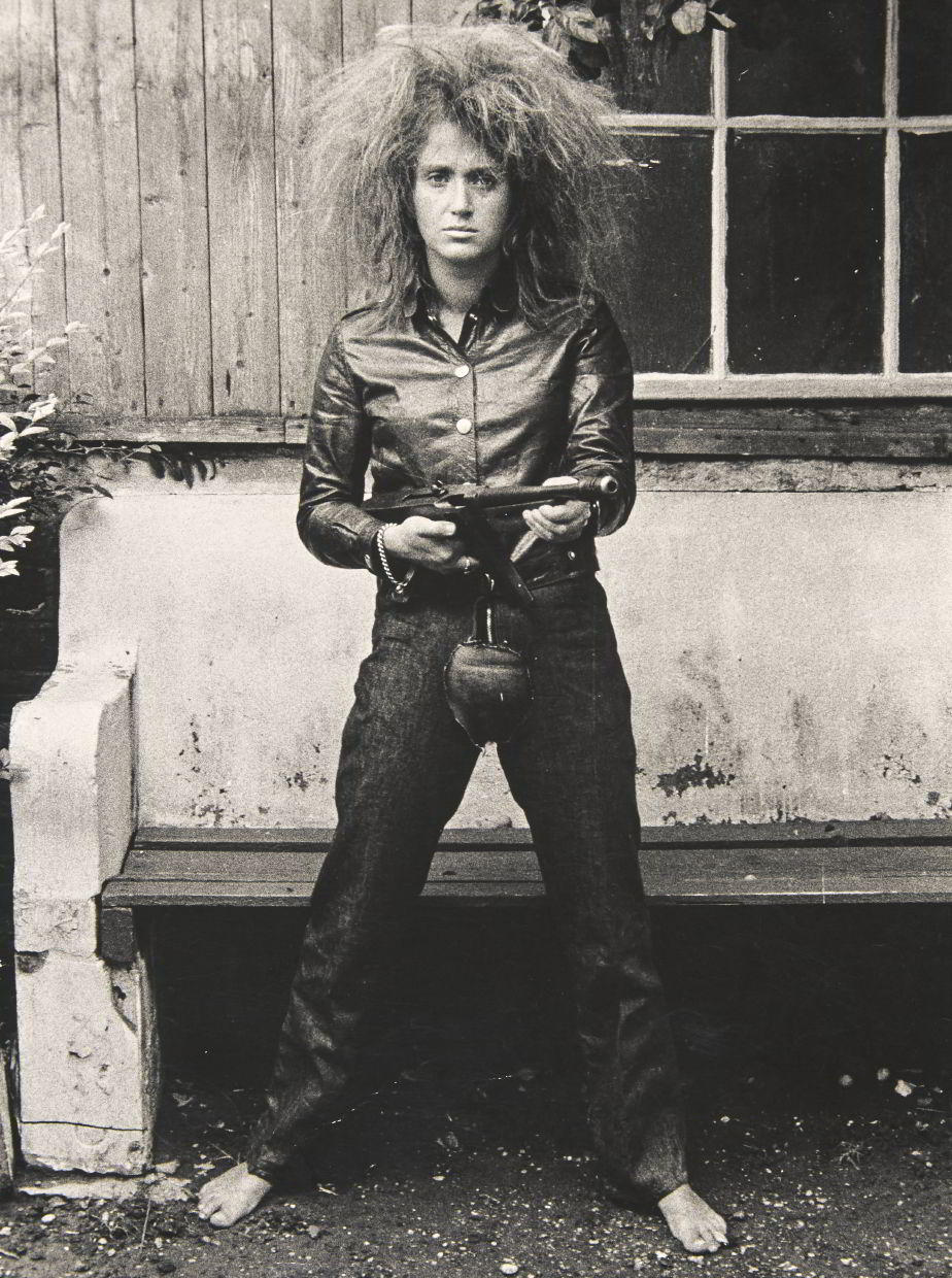 VALIE EXPORT (* 1940) ‘Aktionshose: Genitalpanik‘ (Action Pants: Genital Panic), 1969 VALIE EXPORT (* 1940) ‘Aktionshose: Genitalpanik‘ (Action Pants: Genital Panic), 1969