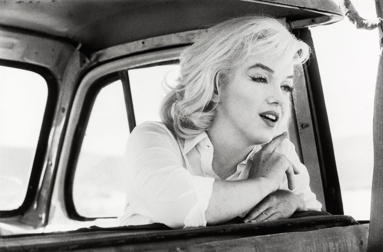 ERNST HAAS (1921–1986) - Marilyn Monroe on the set of "The Misfits",  Nevada 1960 ERNST HAAS (1921–1986) - Marilyn Monroe on the set of "The Misfits",  Nevada 1960
