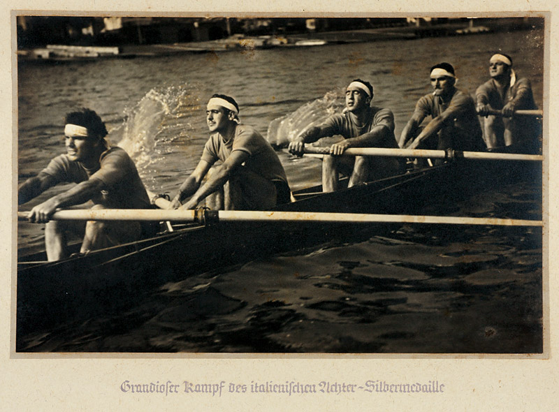Leni Riefenstahl (1902–2003), Italian rowing eight (from the portfolio ›Olympia‹)