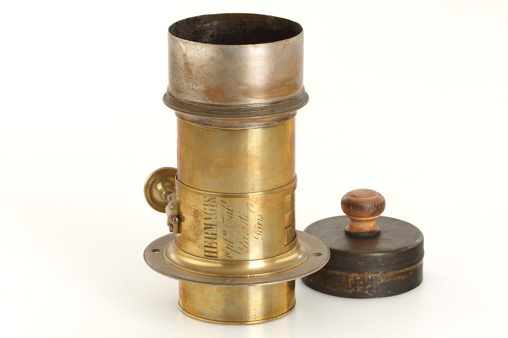 Hermagis Petzval Lens