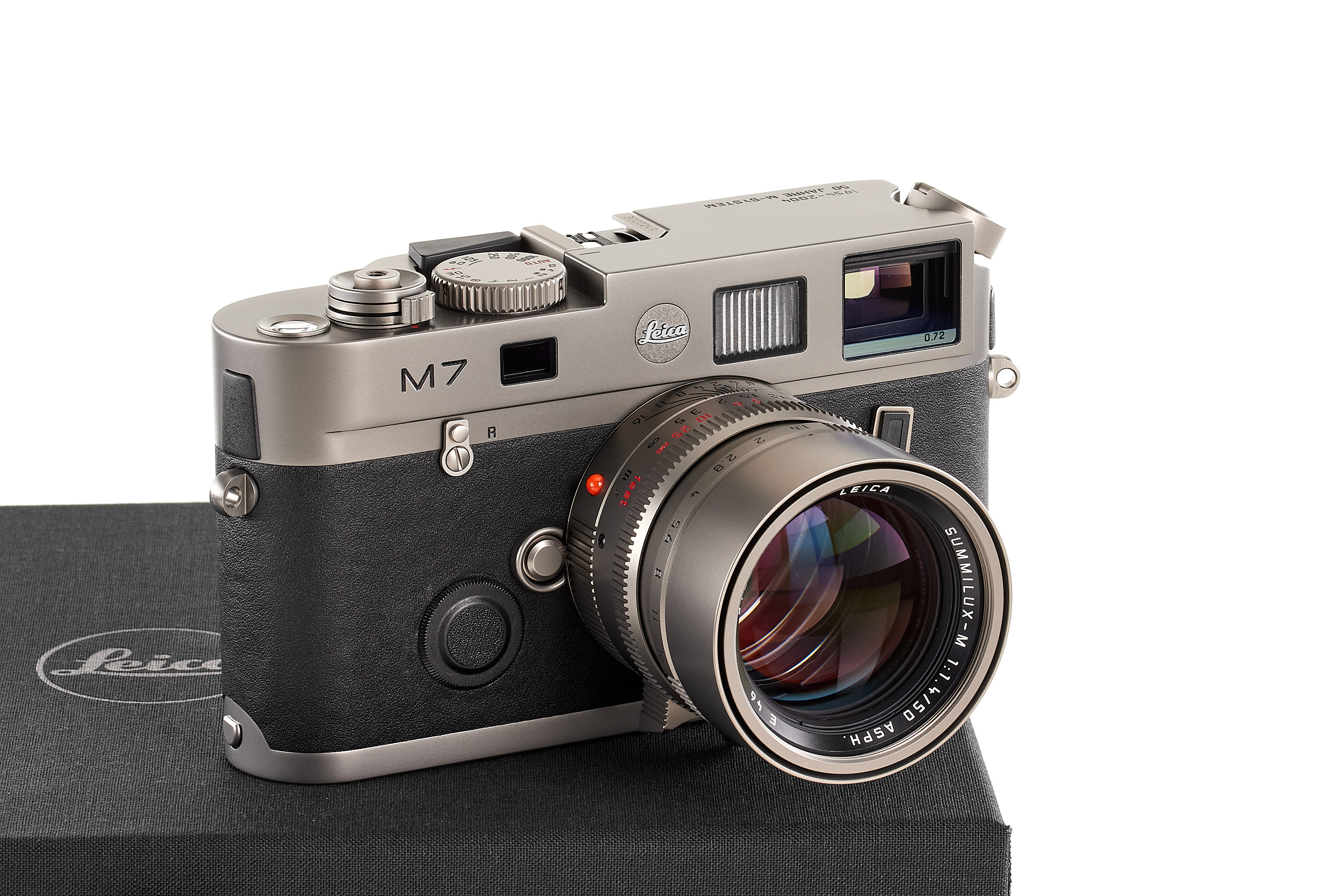 Leica M7 Titan '50 Jahre Leica M System' 10570 *
