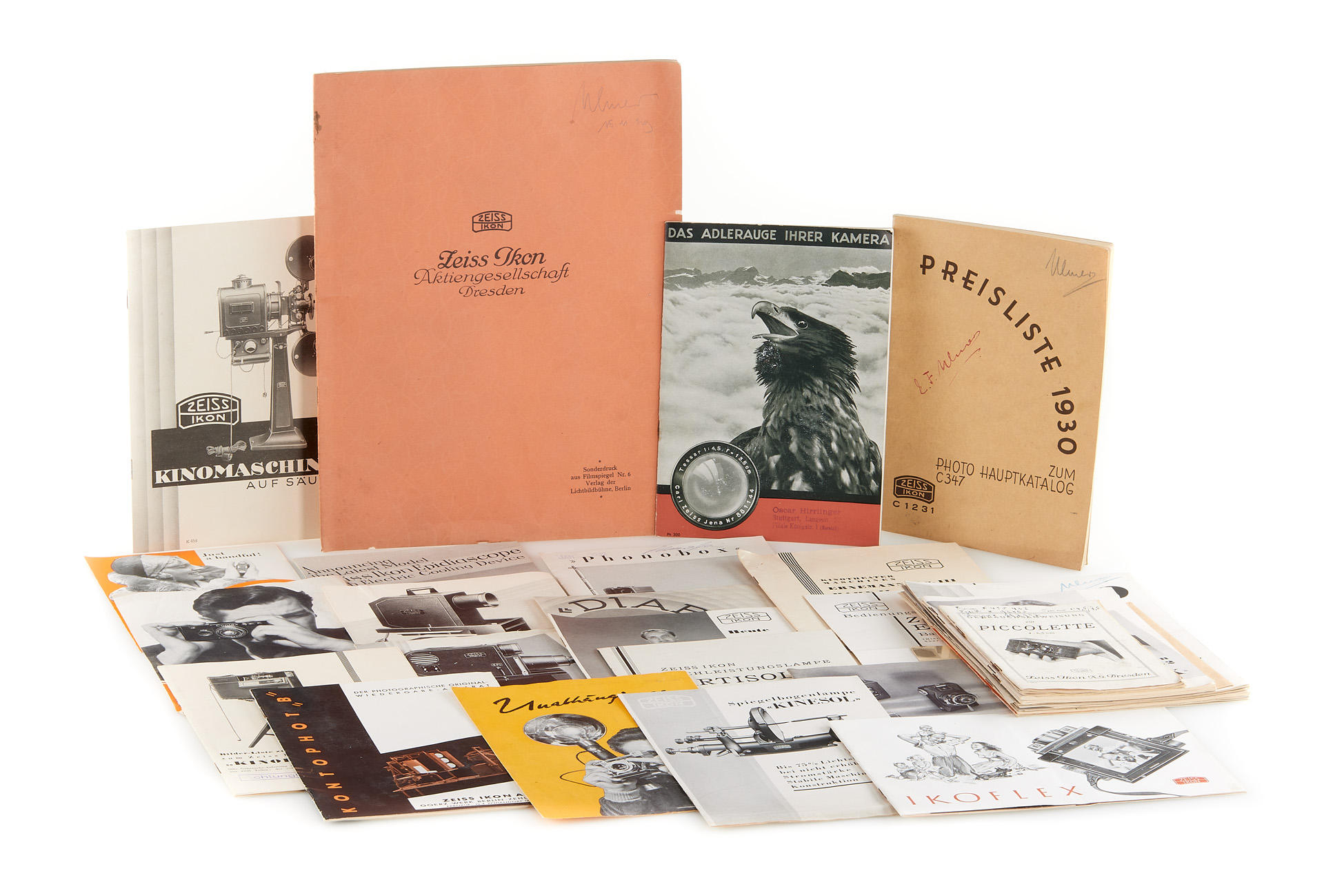 Zeiss Ikon and Ernemann brochures (Lot) Zeiss Ikon and Ernemann brochures (Lot)