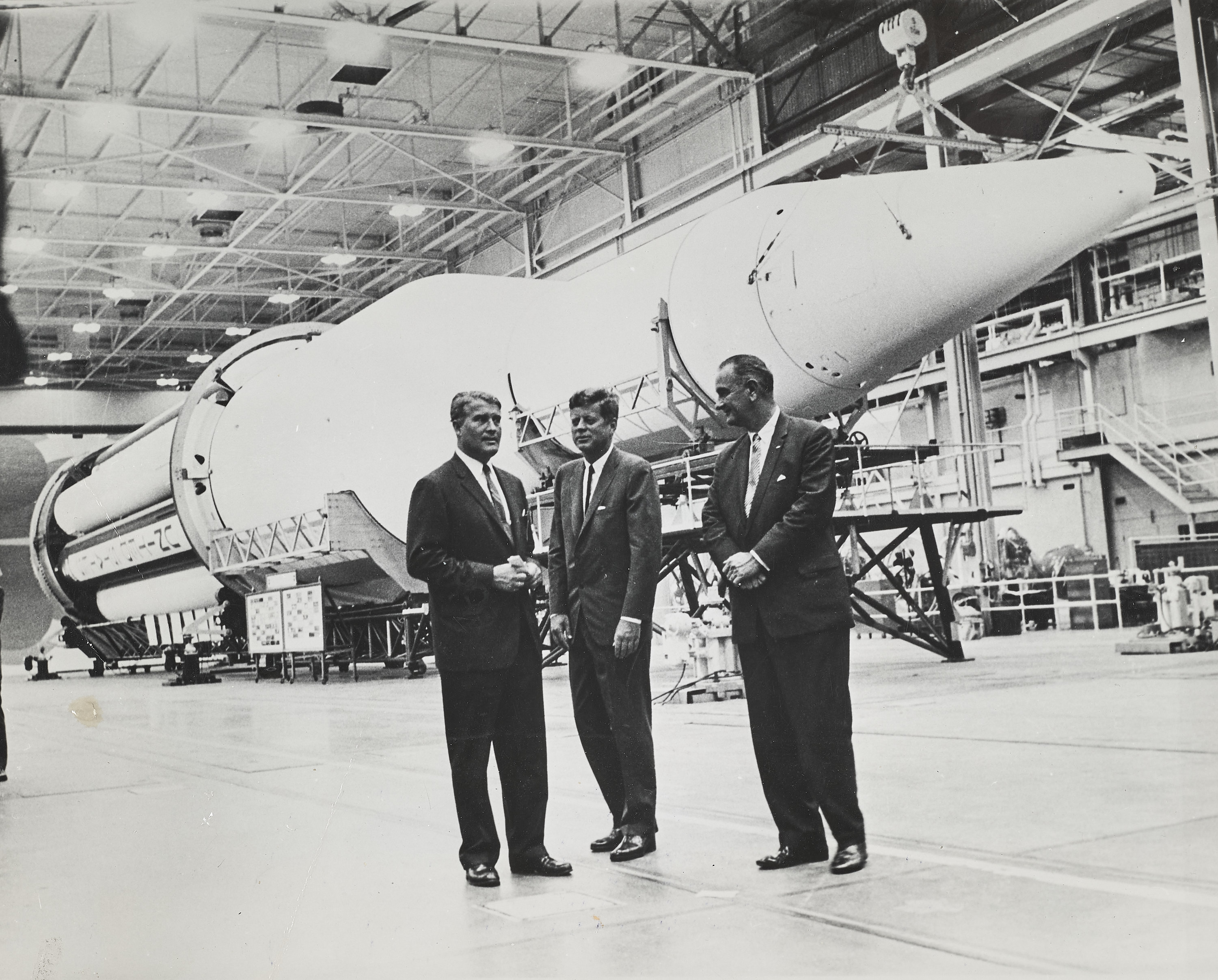 NASA - Set of 17 photographs, USA 1961- 1967