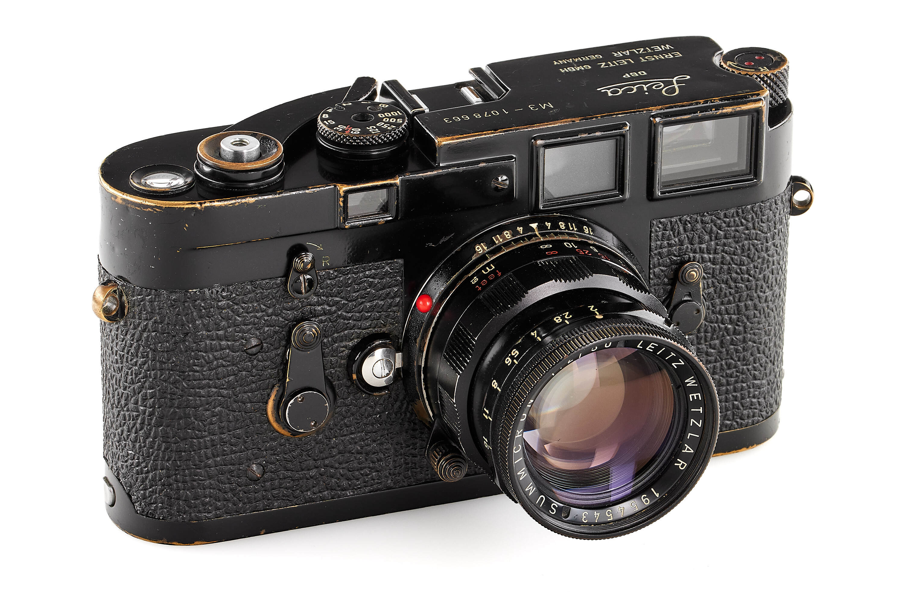 Leica M3 black paint with Summicron 2/50mm black paint