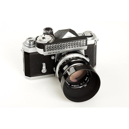 Nikon F  Eyelevel chrome