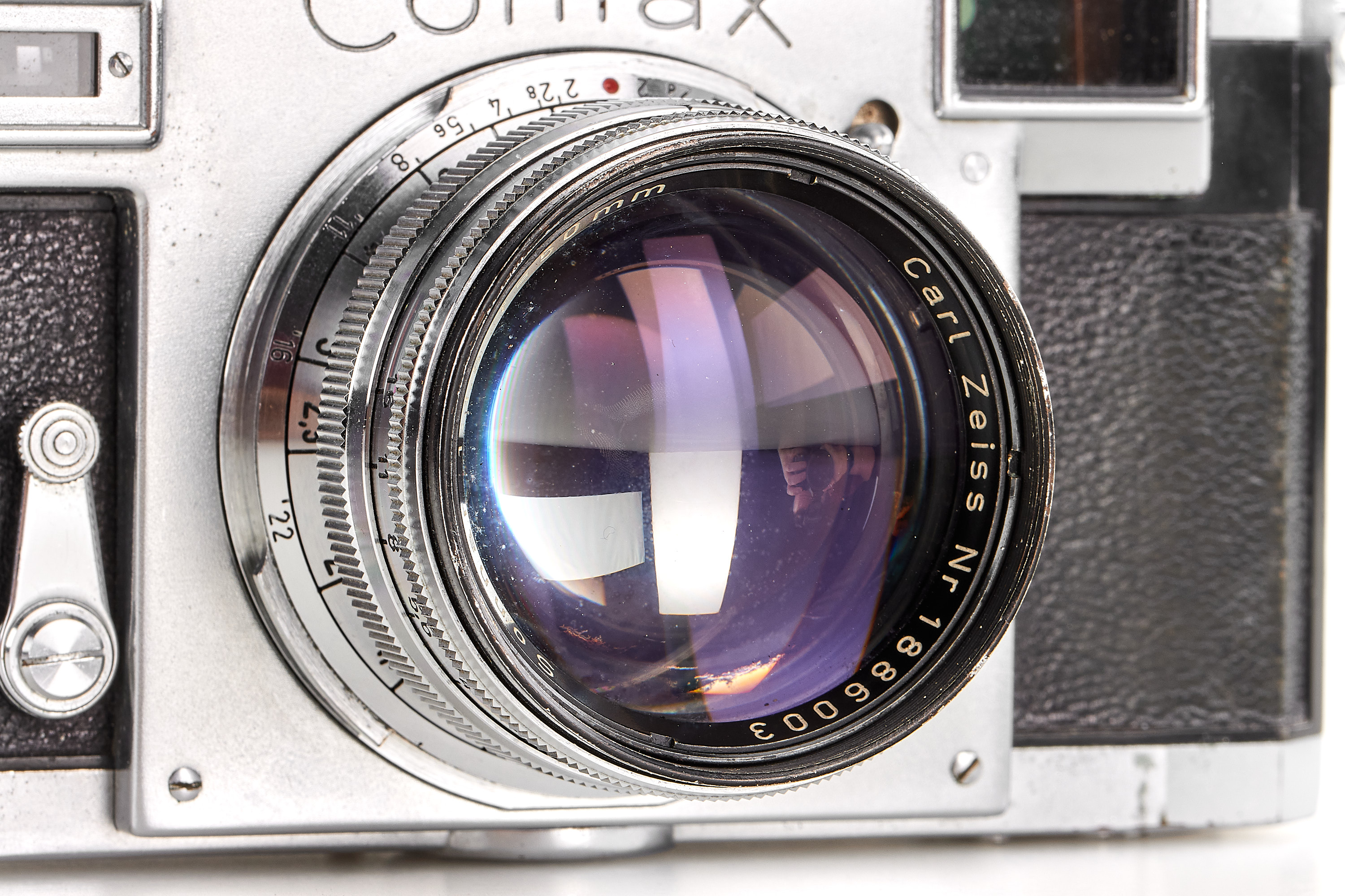Zeiss Ikon Contax outfit 'René-Jacques'