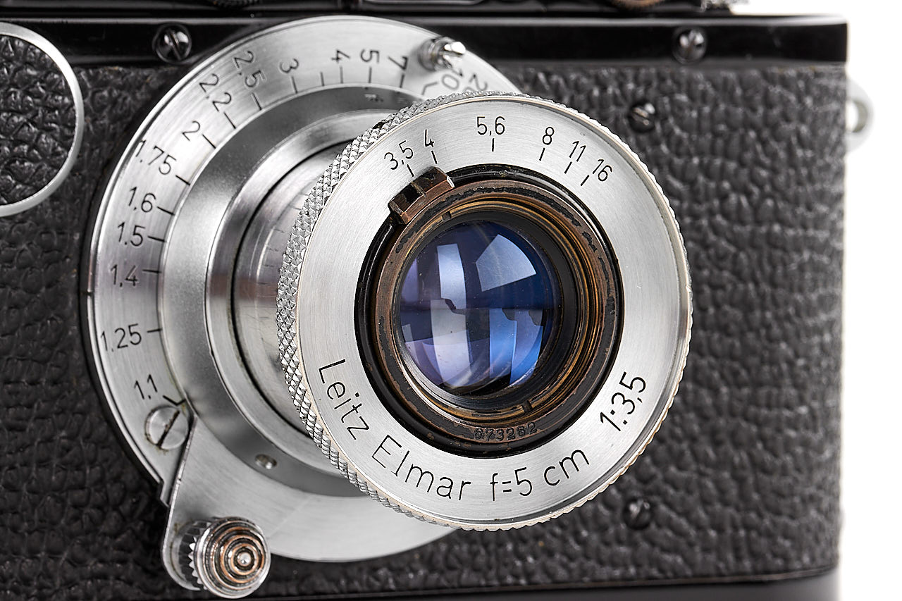 1987年（初版）【Leica a history illustrating every model and