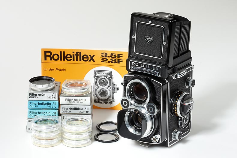 Rolleiflex  3.5F outfit