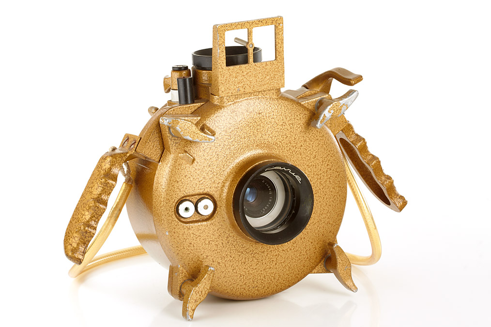 Revue Unterwassergehäuse mit Exa 1a