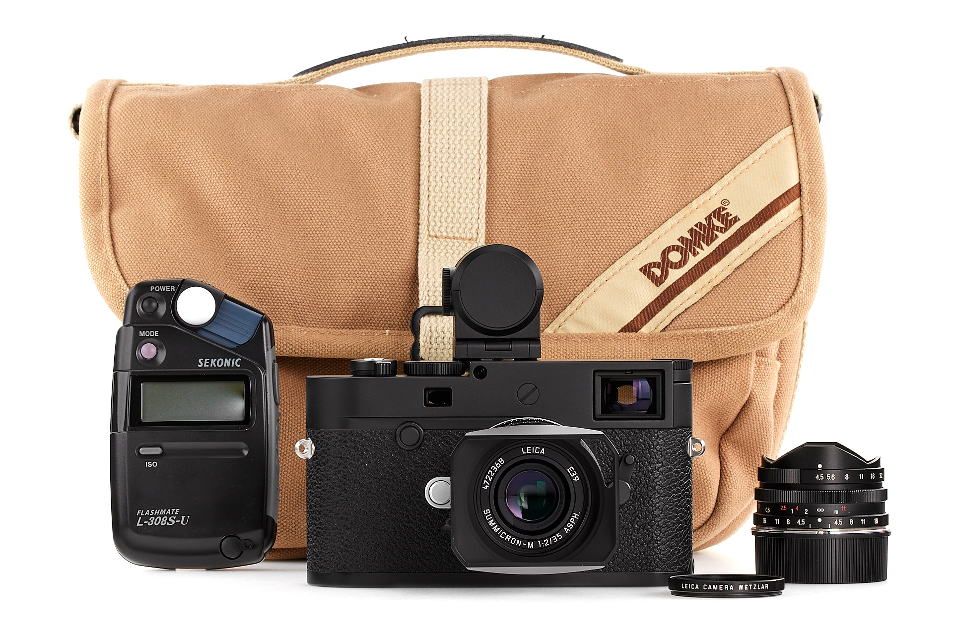 Leica M10-P outfit 'Constantine Manos' Leica M10-P outfit 'Constantine Manos'