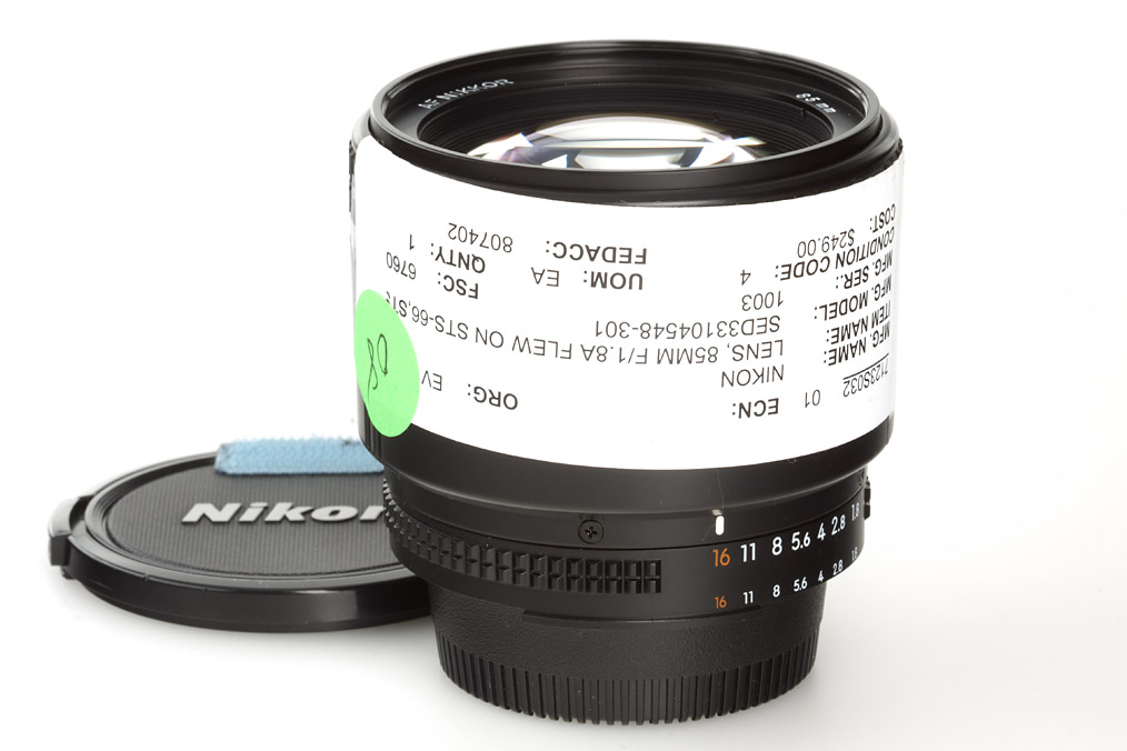 Nikon AF Nikkor 1,8/85mm 'NASA'