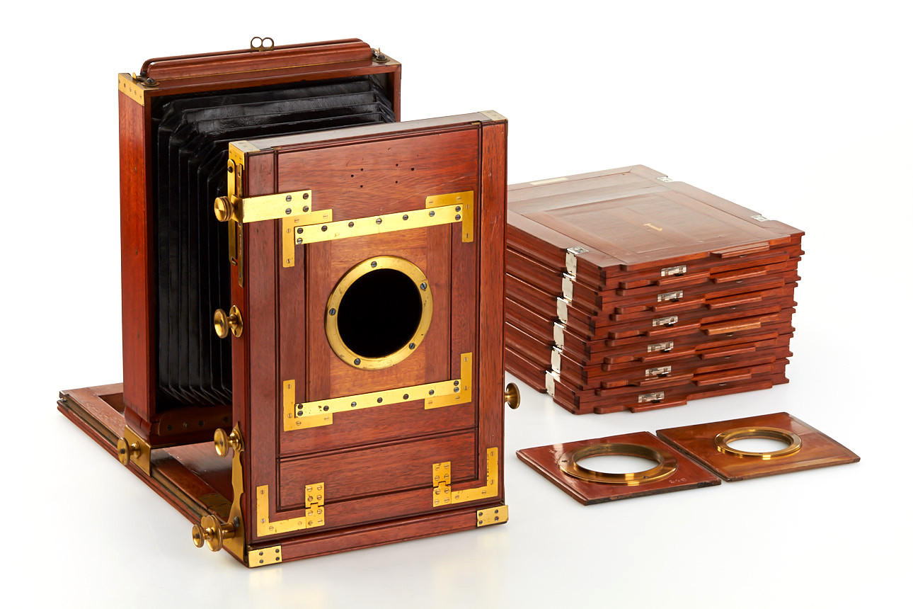 Wooden Field Camera *