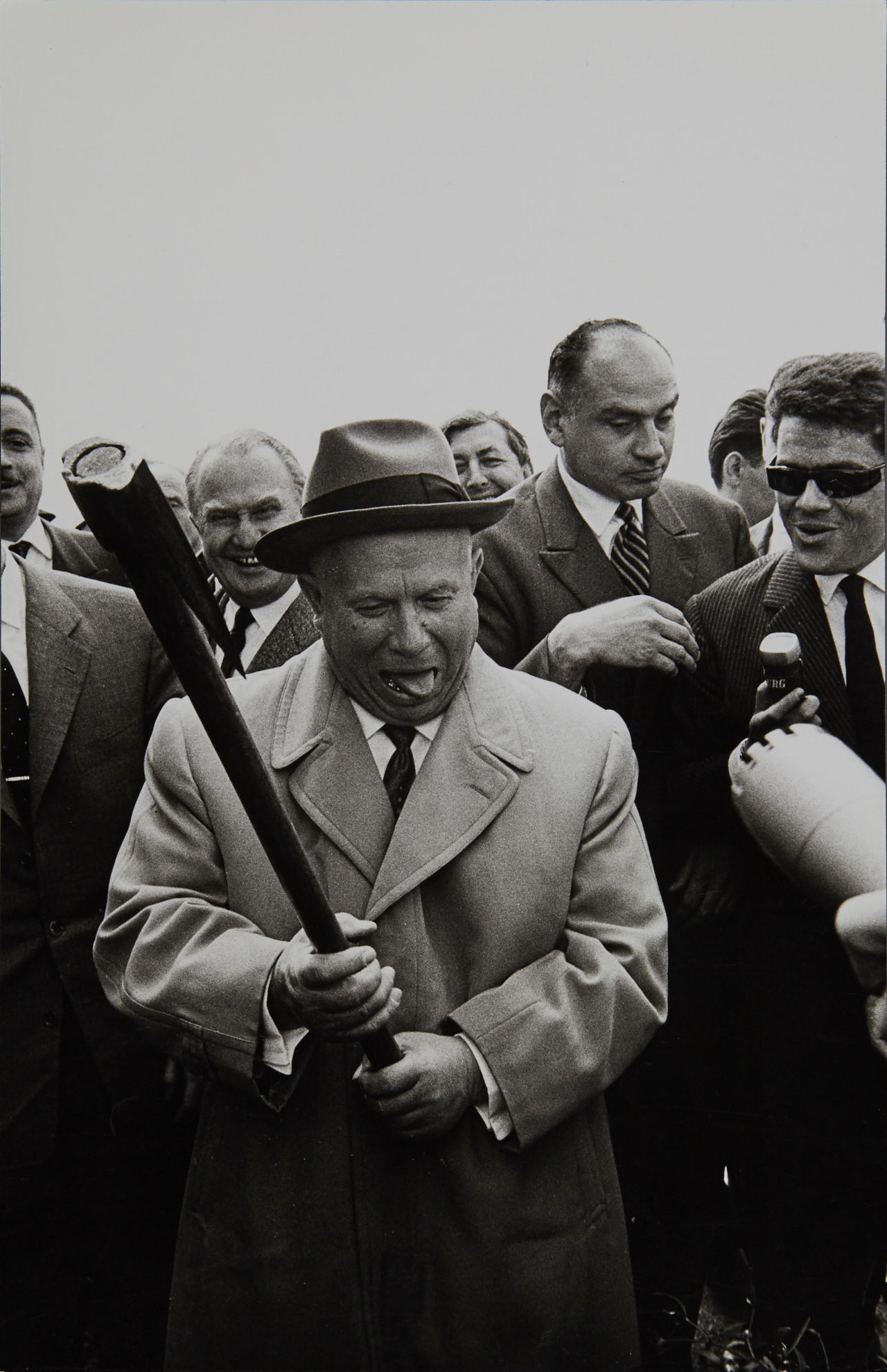 ERICH LESSING (* 1923) Nikita Khrushchev, Marne, Pleurs, France 1960 * ERICH LESSING (* 1923) Nikita Khrushchev, Marne, Pleurs, France 1960 *